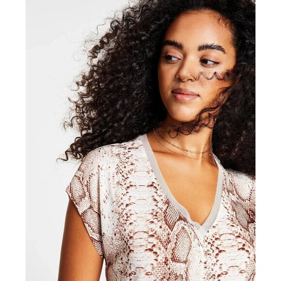 BAR III Women's Snake-Print Mesh-Trim V-Neck Top Size XS - Picture 3 of 3